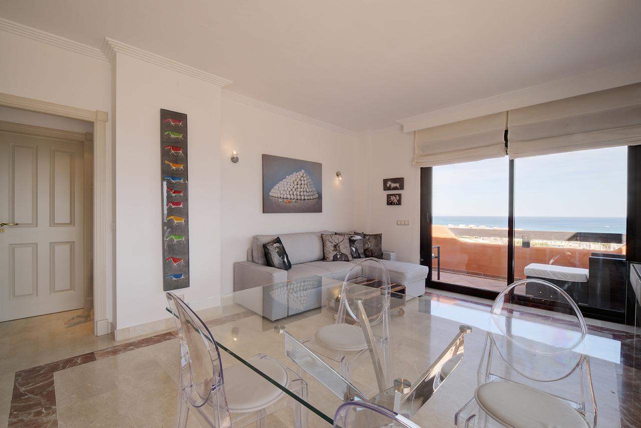 Jardines De Nueva Galera Cozy Penthouse Apartment Estepona Exterior photo